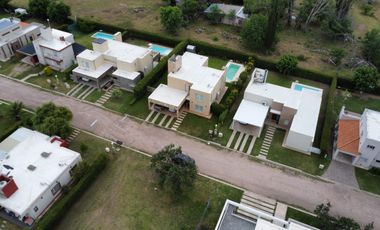 VENTA DE CASA EN Juana Koslay