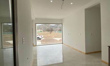 VENTA DE CASA EN Juana Koslay
