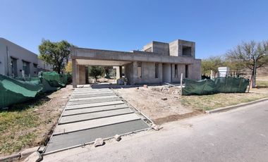 VENTA DE CASA EN San Luis