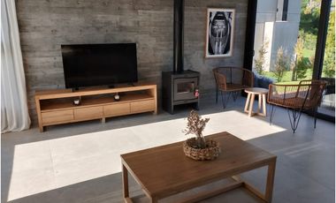 PINAMAR - CASA DE CATEGORIA  TRES CARABELAS