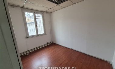 Oficina en Arriendo en Providencia / Manuel Montt