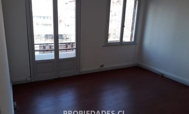 Oficina en Arriendo en Providencia / Manuel Montt