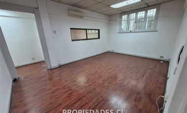 Oficina en Arriendo en Providencia / Manuel Montt