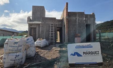 VENTA DE CASA EN Juana Koslay
