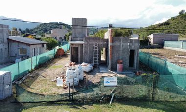 VENTA DE CASA EN Juana Koslay