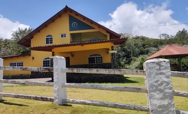 VENTA DE CASA EN ALTOS DEL MARIA