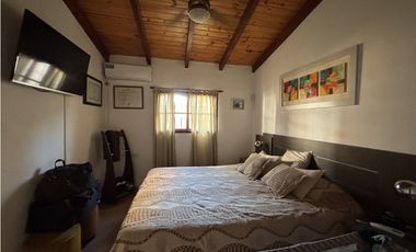SE VENDE CASA EN PINARES CON PILETA
