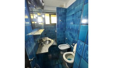 CHALET 5 AMBIENTES CON PARQUE Y PISCINA Bº DIVINO ROSTRO