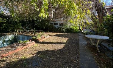 CHALET 5 AMBIENTES CON PARQUE Y PISCINA Bº DIVINO ROSTRO