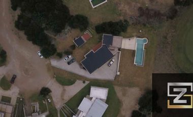 Casa en venta de 5 dormitorios en Costa Esmeralda Golf 1