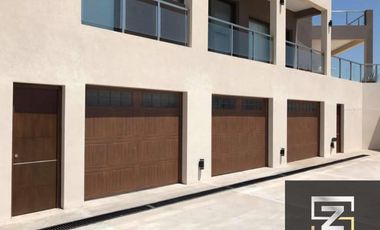 Casa en venta de 5 dormitorios en Costa Esmeralda Golf 1