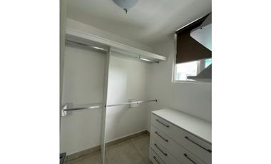 APARTAMENTO EN ALQUILER PH CLAYTON PARK