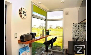 Casa en alquiler con salida a la laguna en Horizontes al Sur