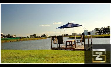 Casa en alquiler con salida a la laguna en Horizontes al Sur
