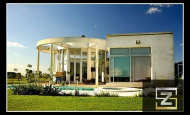 Casa en alquiler con salida a la laguna en Horizontes al Sur