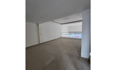 LOCAL COMERCIAL ALQUILER VIA PORRAS (JM)