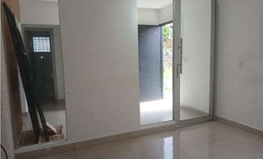 Se Vende Casa Comercial en Villa Caceres