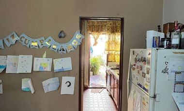VENDE casa Barrio Incone