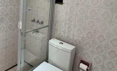 VENDE casa 10x50 sobre Eva Perón