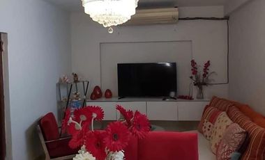 VENDE casa 10x50 sobre Eva Perón