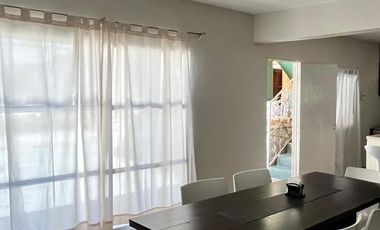 VENDE casa 10x50 sobre Eva Perón