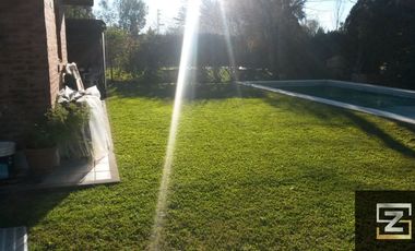 Casa en venta de 3 dormitorios en Echeverría del Lago