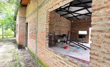 Casa quinta a terminar de 1.269m2 Villa del Carmen