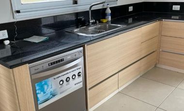 Casa en alquiler de 4 dormitorios c/ cochera en La Providencia Resort & Country Club