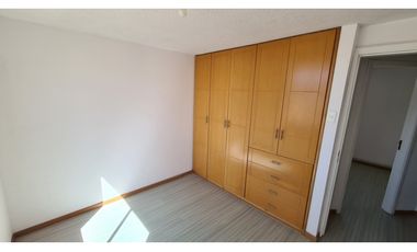 VENTA CASA ESTRENO, CONJUNTO MITAD DEL MUNDO