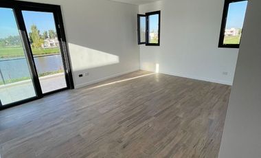 Casa en venta de 4 dormitorios a estrenar en San Lucas