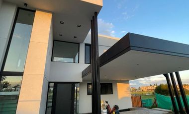 Casa en venta de 4 dormitorios a estrenar en San Lucas