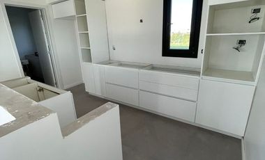 Casa en venta de 4 dormitorios a estrenar en San Lucas