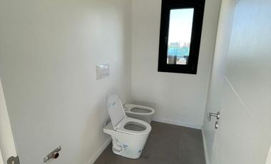 Casa en venta de 4 dormitorios a estrenar en San Lucas