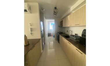 ALQUILER APATAMENTO SEMI AMOBLADO CARRASQUILLA