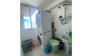 ALQUILER APATAMENTO SEMI AMOBLADO CARRASQUILLA