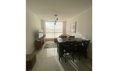 ALQUILER APATAMENTO SEMI AMOBLADO CARRASQUILLA