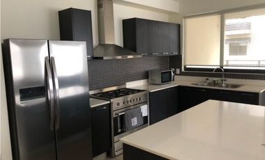 Apartamento Amoblado en alquiler PH River Valley, Panamá Pacífico. 