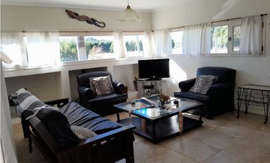 VENTA CASA 3 AMB. CON PARQUE APTO CREDITO Bº RESIDENCIAL EN MIRAMAR