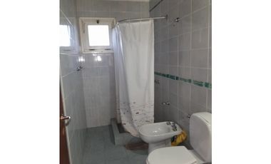 VENTA CASA 3 AMB. CON PARQUE APTO CREDITO Bº RESIDENCIAL EN MIRAMAR