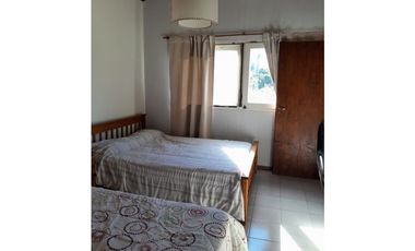 VENTA CASA 3 AMB. CON PARQUE APTO CREDITO Bº RESIDENCIAL EN MIRAMAR