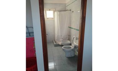 VENTA CASA 3 AMB. CON PARQUE APTO CREDITO Bº RESIDENCIAL EN MIRAMAR