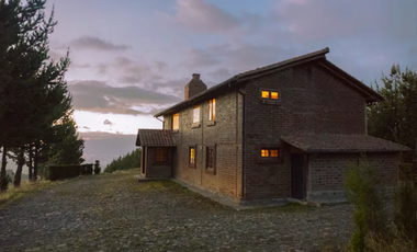 HACIENDA DE  62 HECTREAS A 30 MINUTOS DE CAYAMBE