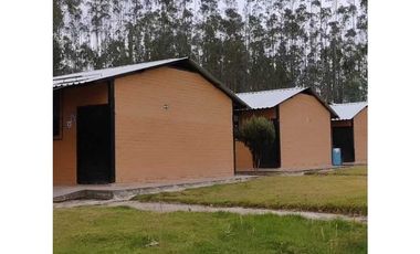 Propiedad en Venta 7000m2 y construcciones en Otavalo