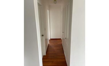 🌆 **¡Departamento en venta en el Edificio Crisja, Quito!** 🌆