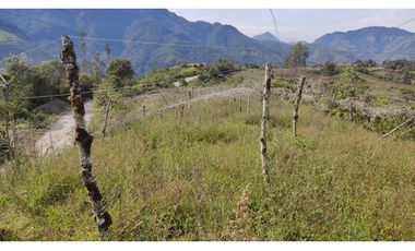 PROPIEDAD DE VENTA EN INTAG