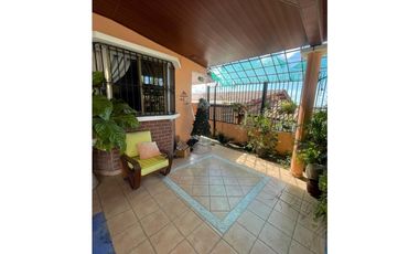 VENTA CASA VILLA LUCRE