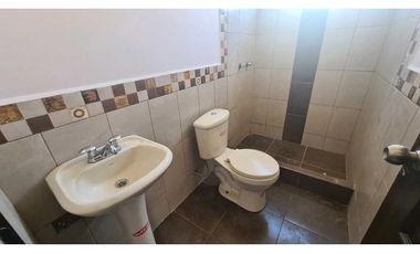 VENTA DEPARTAMENTO, TRES DORMITORIOS, EDIFICIO SEGURO, CALDERÓN