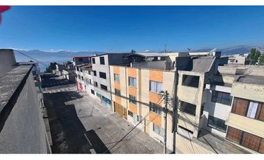 VENTA DEPARTAMENTO, TRES DORMITORIOS, EDIFICIO SEGURO, CALDERÓN