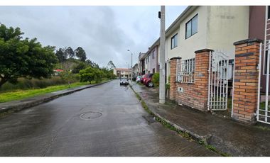 SE VENDE CASA ECONOMICA SECTOR EL VALLE URB. LAGUNAS DEL SOL