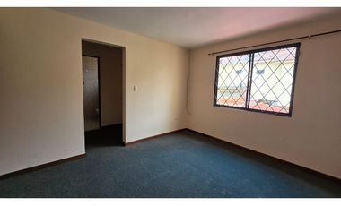 SE VENDE CASA ECONOMICA SECTOR EL VALLE URB. LAGUNAS DEL SOL